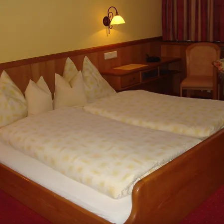 Sporthof Szálloda 3*